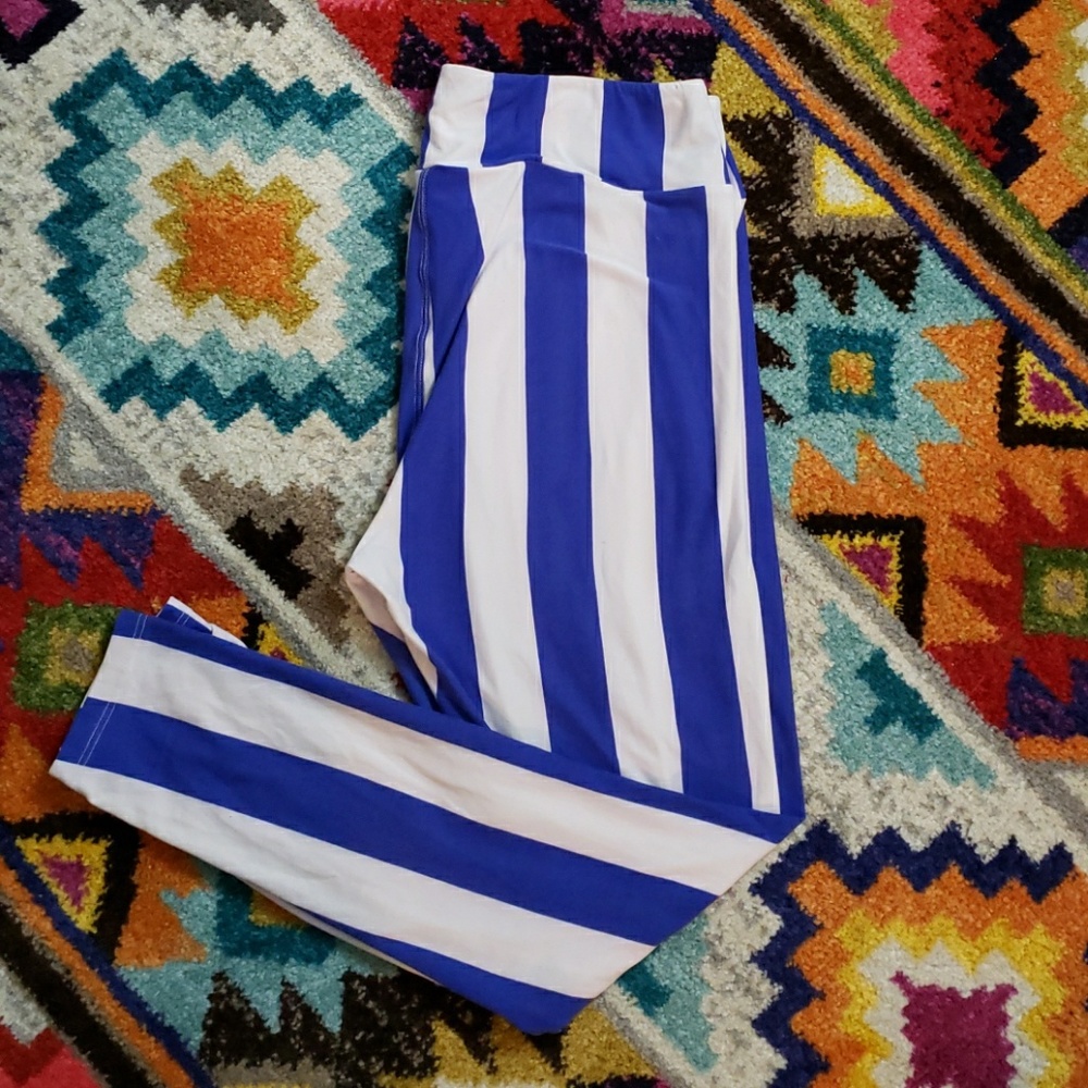 Lularoe Beetlejuice TC leggings